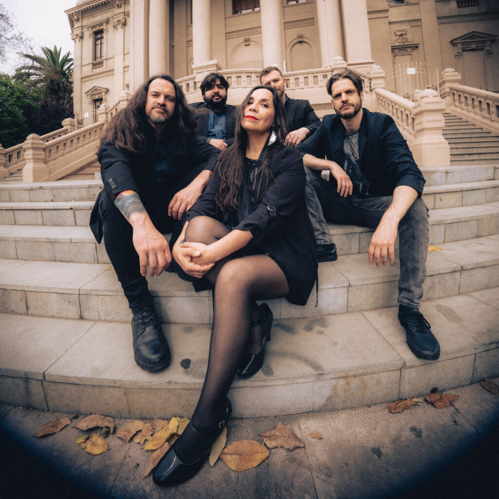 Una oportunidad única para presenciar el regreso de una de las bandas más relevantes del rock progresivo chileno.